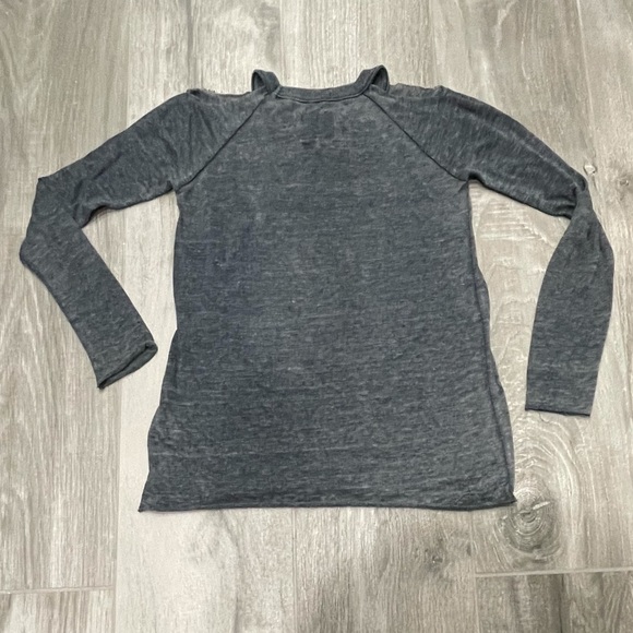 Chaser cut out long sleeve tee- XS - Picture 4 of 5